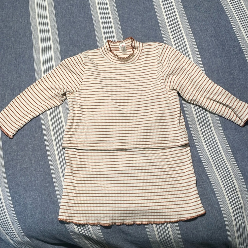 Latched Mama nursing shirt.